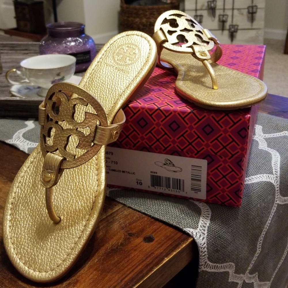 Tory Burch Miller Tumbled Metallic Leather Sandle.